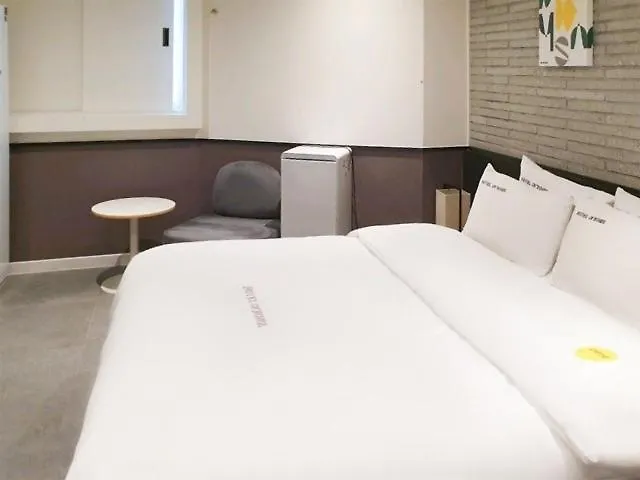 Jeonggwan Yeogi-eoddae 汽车旅馆